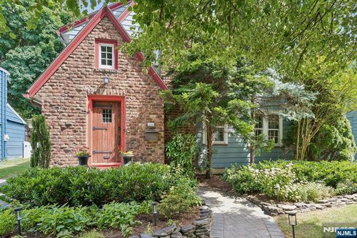 282 Richmond Ave, South Orange, NJ, 07079-2156 | Card Image