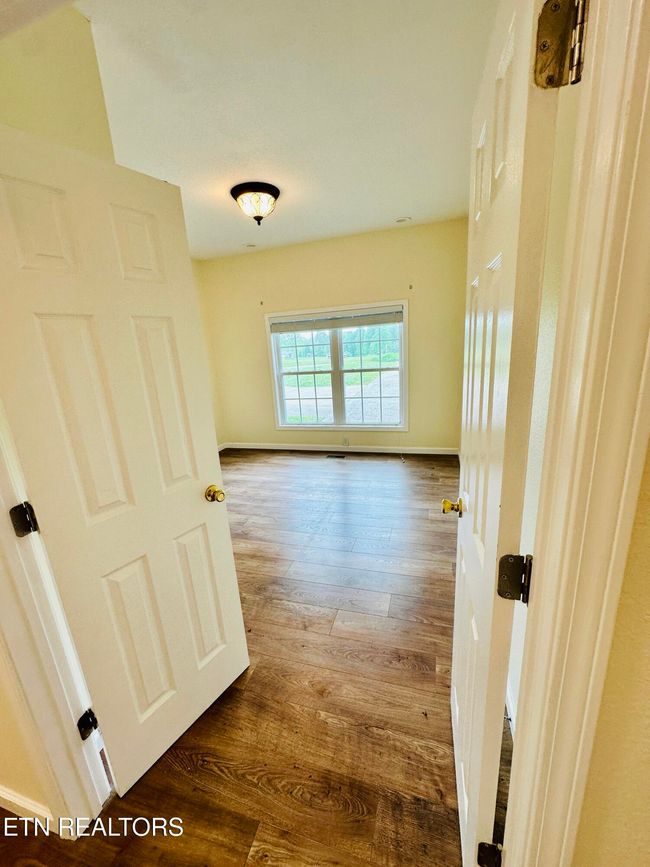 813 Clear Creek Pkwy, House other with 4 bedrooms, 3 bathrooms and null parking in Clarkrange TN | Image 47