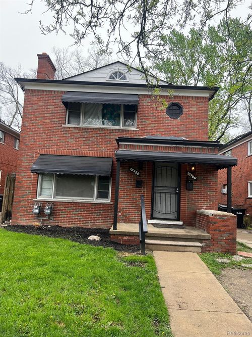15758 Hubbell St, Detroit, MI, 48227-2949 | Card Image