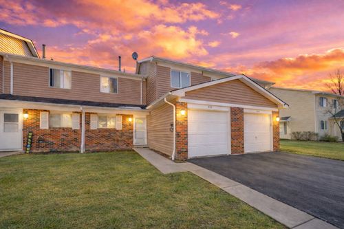454 Esselen Ct, Carol Stream, IL, 60188-9216 | Card Image