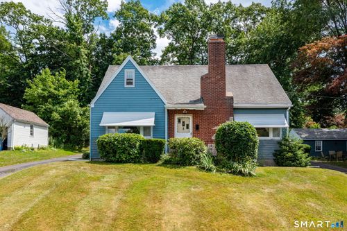422 Francis St, New Britain, CT, 06053-3053 | Card Image