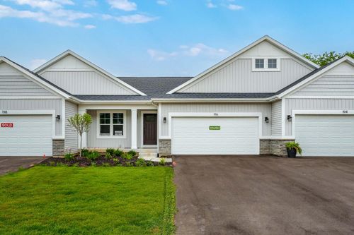 327 Round Hill Road, Kalamazoo, MI, 49009 | Card Image