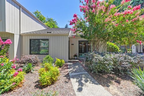 1217 Vanderbilt Way, Sacramento, CA, 95825 | Card Image