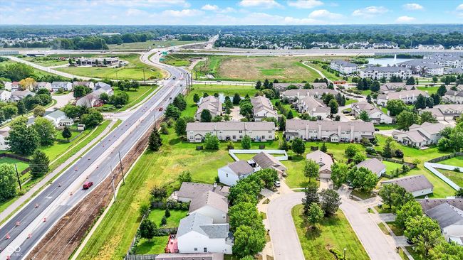 7022 Forrester Ln, Condo with 3 bedrooms, 3 bathrooms and null parking in Indianapolis IN | Image 52