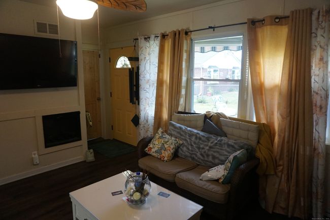 21 - 21 Bullard Court, Home with 1 bedrooms, 1 bathrooms and null parking in Stratford CT | Image 11