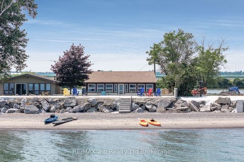 51 Marentette Beach Rd, Leamington, ON, N8H3V7 | Card Image