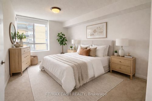 702-188 Redpath Ave, Toronto, ON, M4P3J2 | Card Image