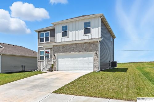 11512 S 191st Ave, Gretna, NE, 68028-3586 | Card Image