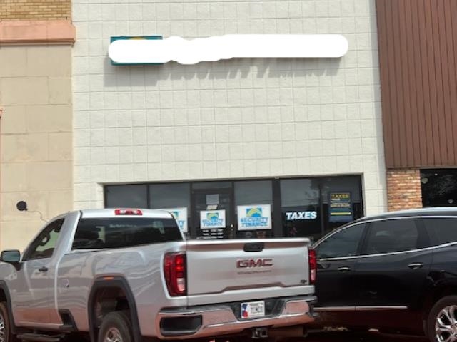 103 E Pacific Ave, Gladewater, TX 75647