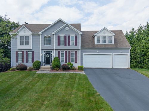 23 Falmouth Ct, Middletown, CT, 06457-8756 | Card Image