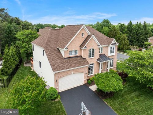 4831 Cross Meadow Pl, CHANTILLY, VA, 20151-2357 | Card Image