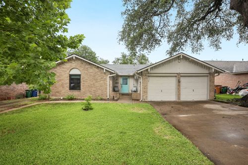 6803 Moonmont Dr, Austin, TX, 78745-5631 | Card Image