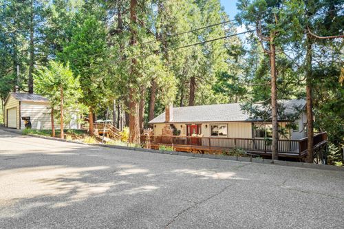 7036 Lakewood Drive, Pollock Pines, CA, 95726 | Card Image