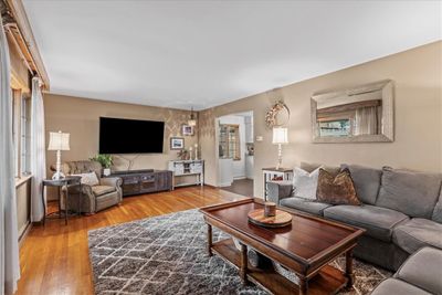 Gorgeous hardwoods in the Family Room | Image 3