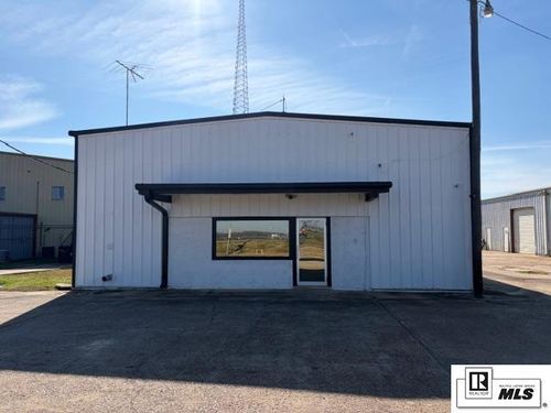820 Highway 2, Sterlington, LA, 71280-3001 | Card Image