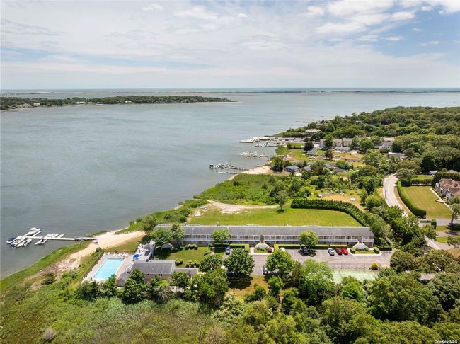 16 - 61 W Tiana Rd, Home with 2 bedrooms, 1 bathrooms and 1 parking in Hampton Bays NY | Image 30
