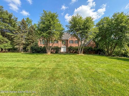 2 Warrenton Ln, Colts Neck, NJ, 07722-1065 | Card Image