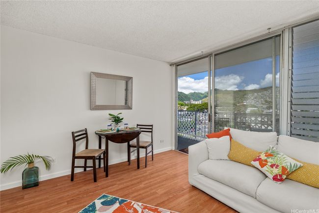 Eat inside or out on the oversized lanai | Image 11