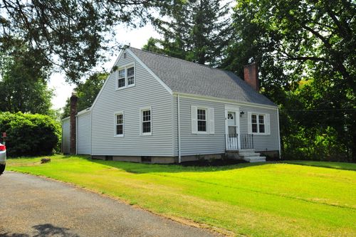 162 Forest St, Hamden, CT, 06518-2832 | Card Image