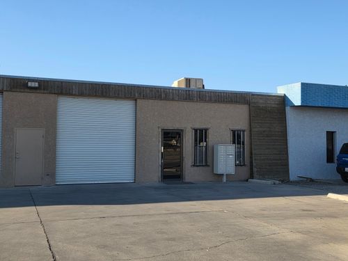 b-1535 E Acequia Ave, Visalia, CA, 93292-6652 | Card Image