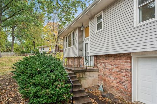 3 Carver Pl, Smithville, MO, 64089-8624 | Card Image