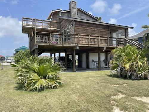 16647 John Silver Rd, Jamaica Beach, TX, 77554-3401 | Card Image