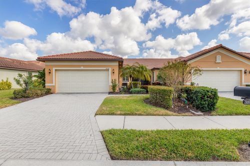 20108 Pezzana Dr, VENICE, FL, 34292-4656 | Card Image