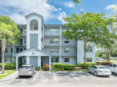 112H - 1401 Sw 128th Ter, Condo with 2 bedrooms, 2 bathrooms and null parking in Pembroke Pines FL | Image 3