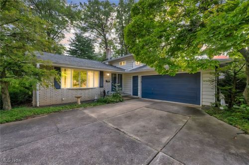 26479 Waterbury Cir, North Olmsted, OH, 44070-1869 | Card Image