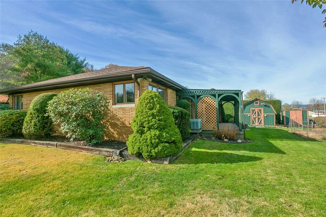 18 Church St, House other with 2 bedrooms, 2 bathrooms and 1 parking in Dunlevy PA | Image 29