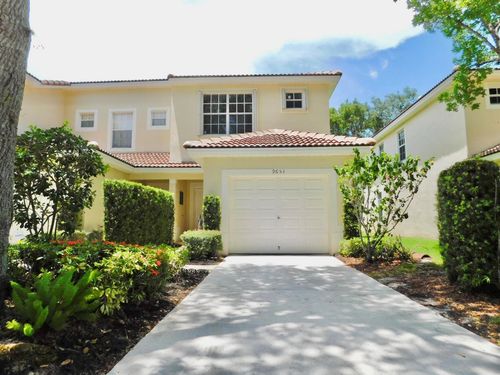 9653 Porta Leona Ln, Boynton Beach, FL, 33472-2775 | Card Image