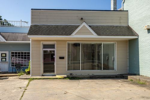 30 E Main St, LURAY, VA, 22835-1901 | Card Image