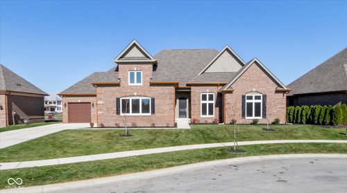 4248 Stone Lake Dr, Zionsville, IN, 46077-4628 | Card Image