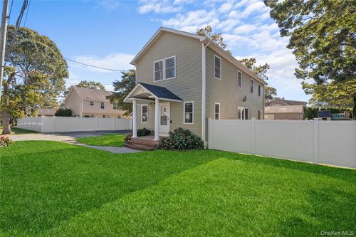 80 Prince Rd, Rocky Point, NY, 11778-9408 | Card Image