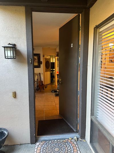 UNIT-2 - 2208 Woodside Ln, Condo with 2 bedrooms, 1 bathrooms and null parking in Sacramento CA | Image 1