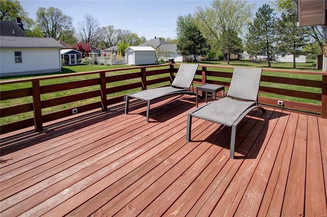 708 N Giddings Ave, House other with 3 bedrooms, 2 bathrooms and 2 parking in Jerseyville IL | Image 60