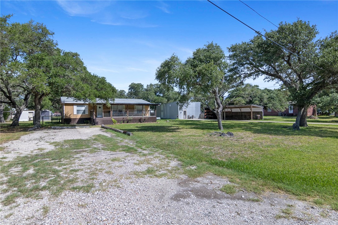 Portia Ave, Rockport, TX 78382