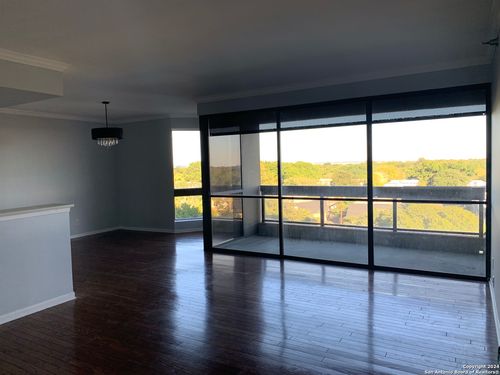 apt-601-7887 Broadway, San Antonio, TX, 78209-2537 | Card Image