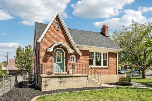 195 E 100 N, Bountiful, UT, 84010-4803 | Card Image