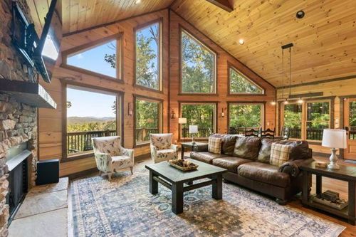 34 Highland Forest Trl, Morganton, GA, 30560-3383 | Card Image