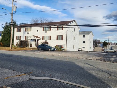 203 Lexington Ave, North Providence, RI, 02904-7762 | Card Image