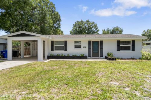 1776 35th Ave, Vero Beach, FL, 32960-2519 | Card Image