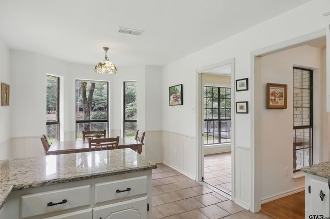 414 Winding Ln, House other with 3 bedrooms, 2 bathrooms and null parking in Mt Vernon TX | Image 15