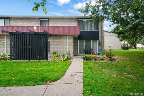 unit-4-8323 Karam Blvd, Warren, MI, 48093-2128 | Card Image