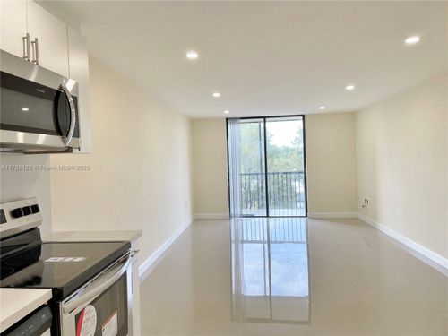 a411-16851 Ne 23rd Ave, North Miami Beach, FL, 33160-3778 | Card Image