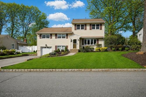 84 Westland Rd, Cedar Grove, NJ, 07009-2220 | Card Image