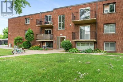 452 Carlton St, Condo with 1 bedrooms, 1 bathrooms and 1 parking in St. Catharines ON | Image 2