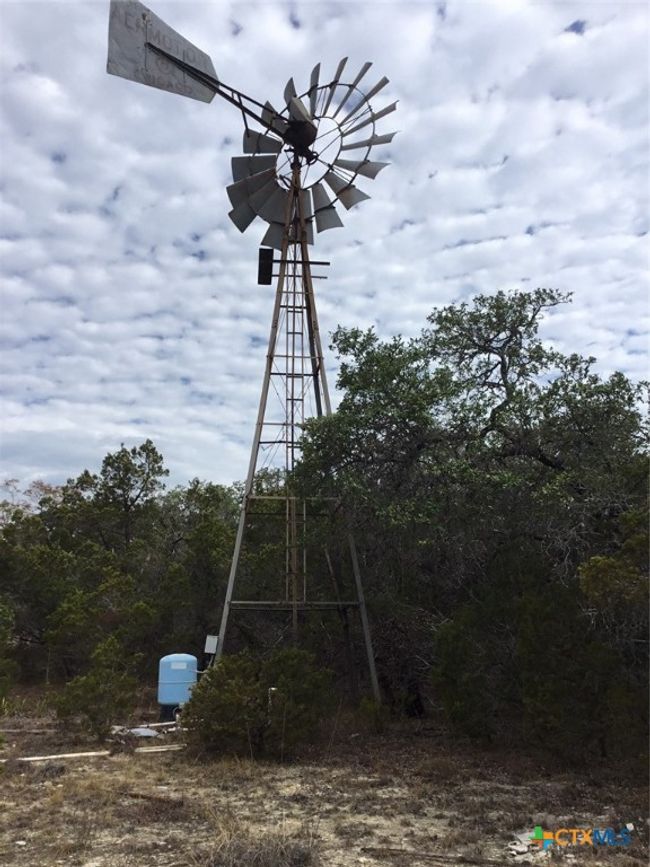 Non working windmill | Image 5