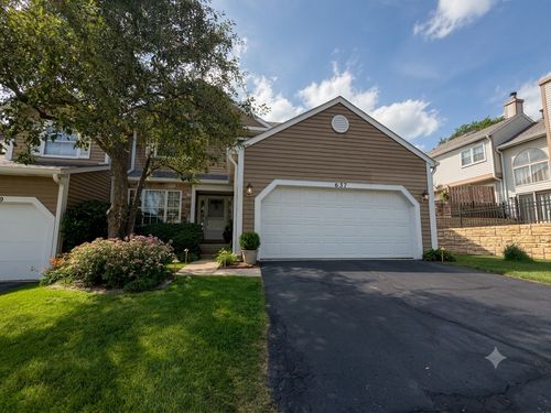 637 Ascot Lane, Streamwood, IL, 60107 | Card Image