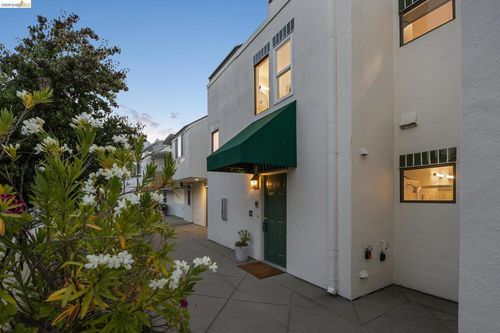 36 Mozden Ln, Pleasant Hill, CA, 94523-3371 | Card Image